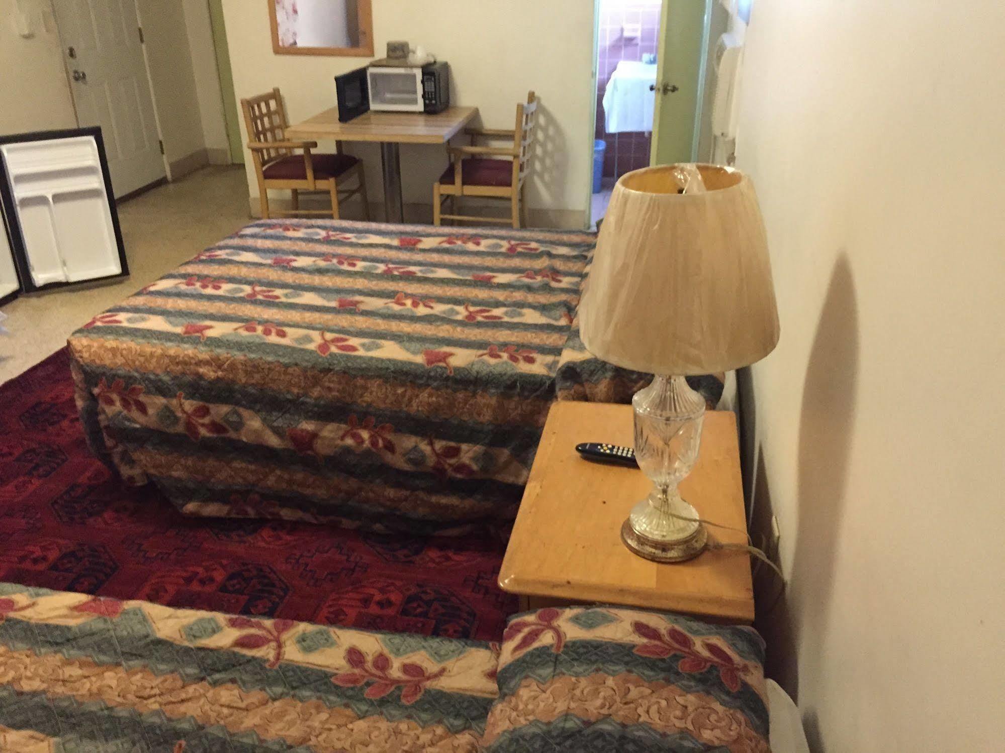 Travel Inn Of Себринг Екстериор снимка